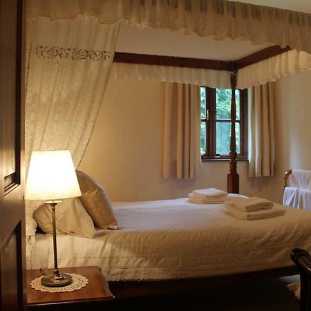 Polgreen Farm Bed & Breakfast Сейнт Остел Екстериор снимка