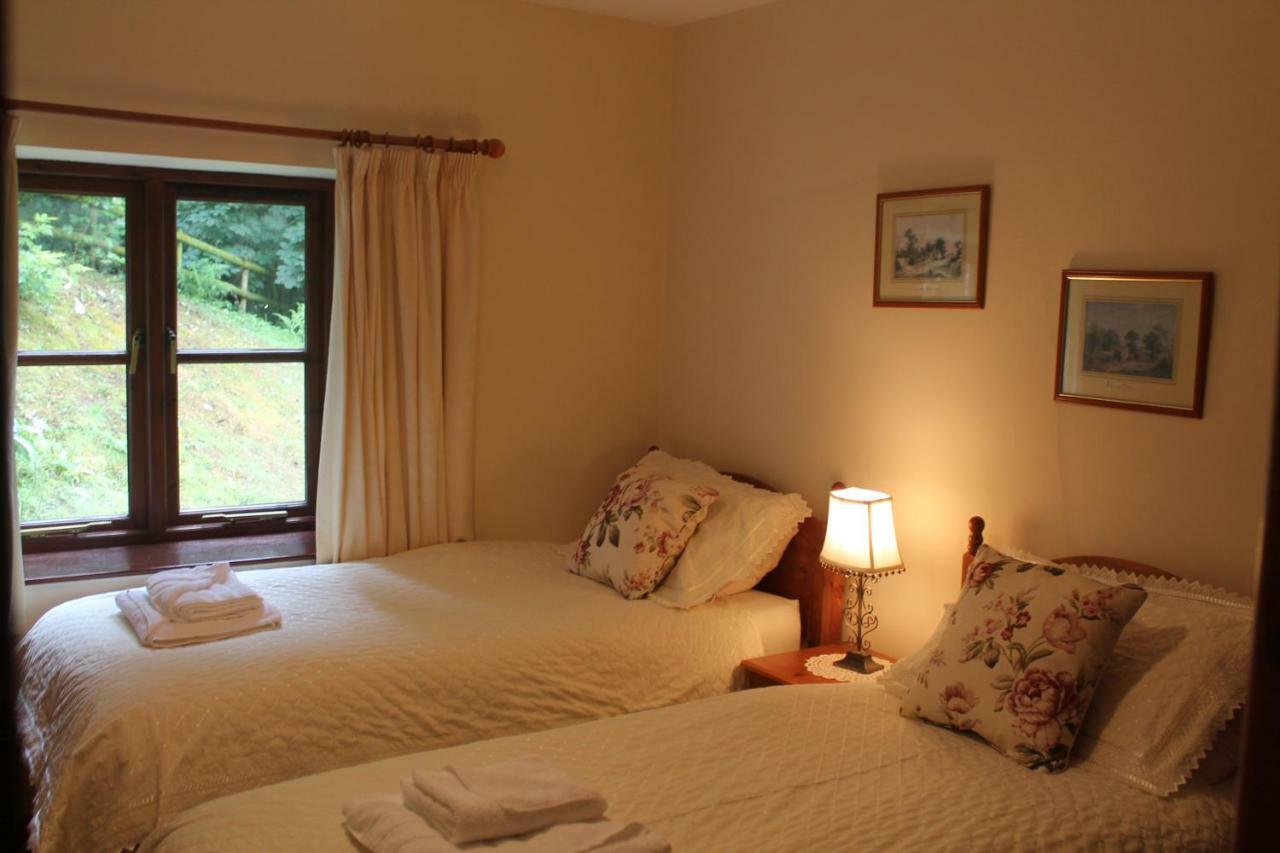 Polgreen Farm Bed & Breakfast Сейнт Остел Екстериор снимка