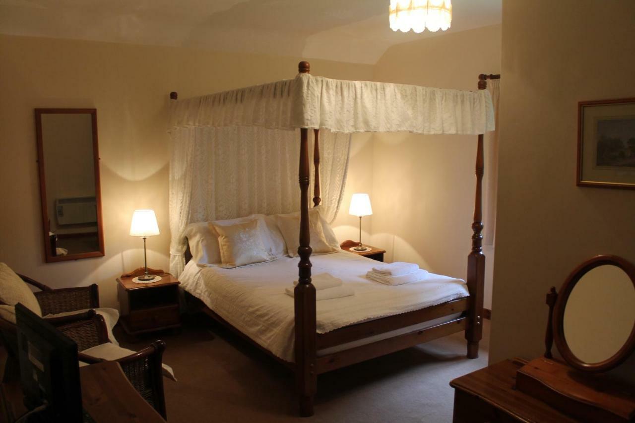 Polgreen Farm Bed & Breakfast Сейнт Остел Екстериор снимка